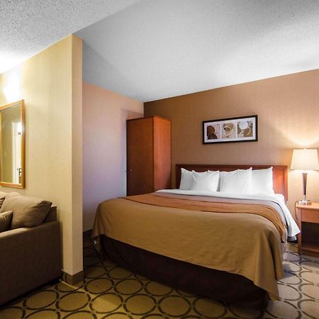 Comfort Inn Saskatoon Exterior photo