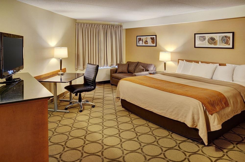 Comfort Inn Saskatoon Exterior photo