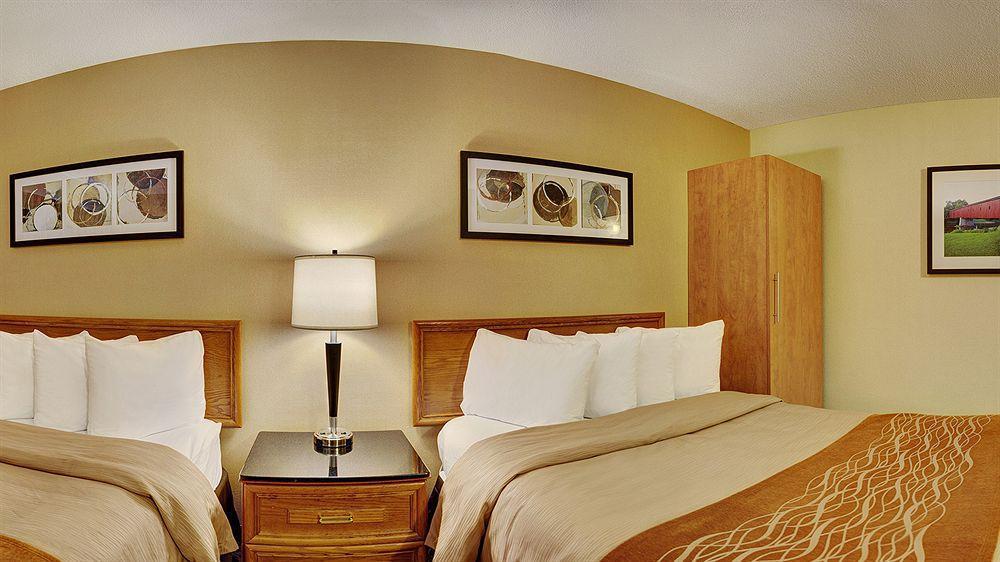 Comfort Inn Saskatoon Exterior photo
