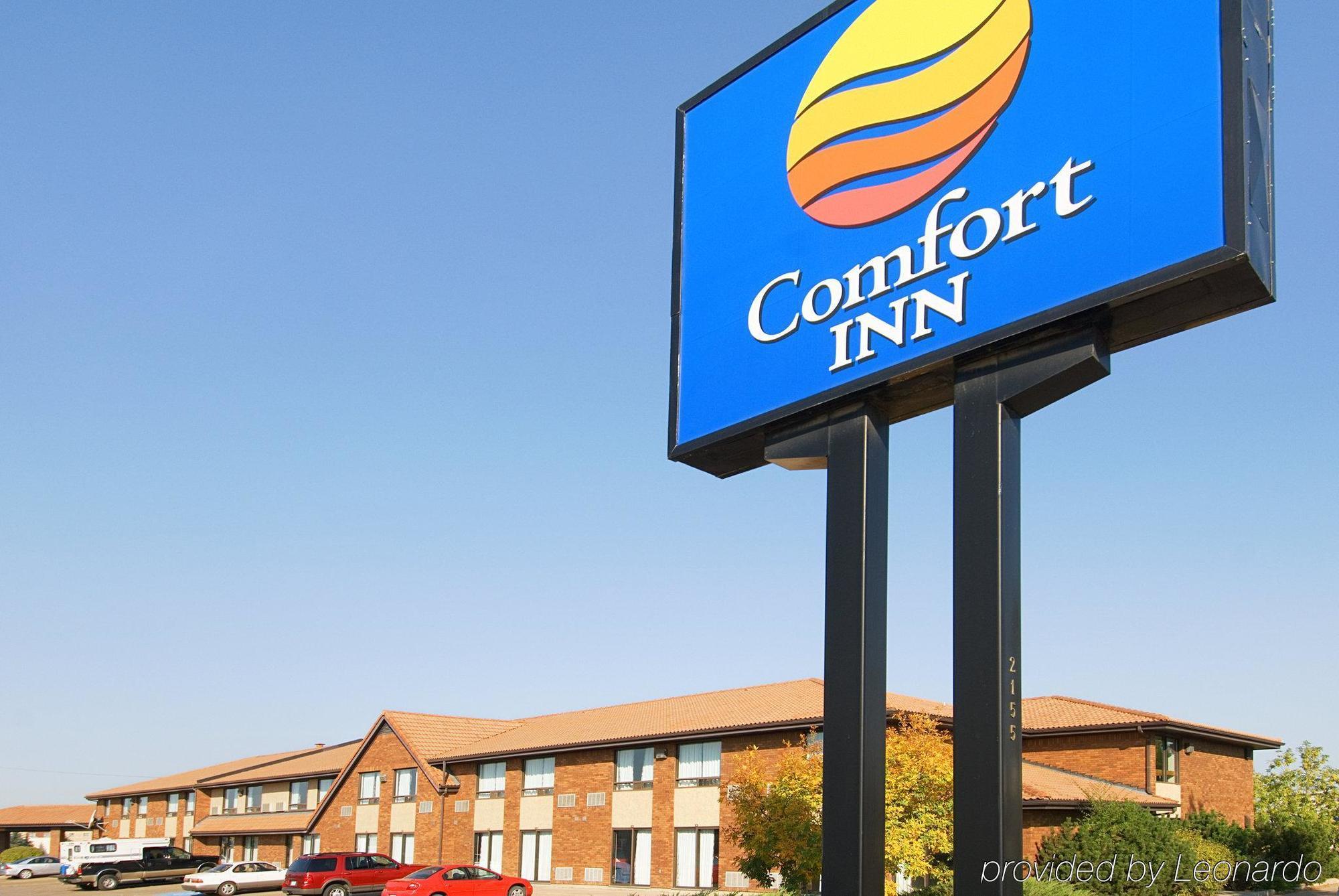 Comfort Inn Saskatoon Exterior photo