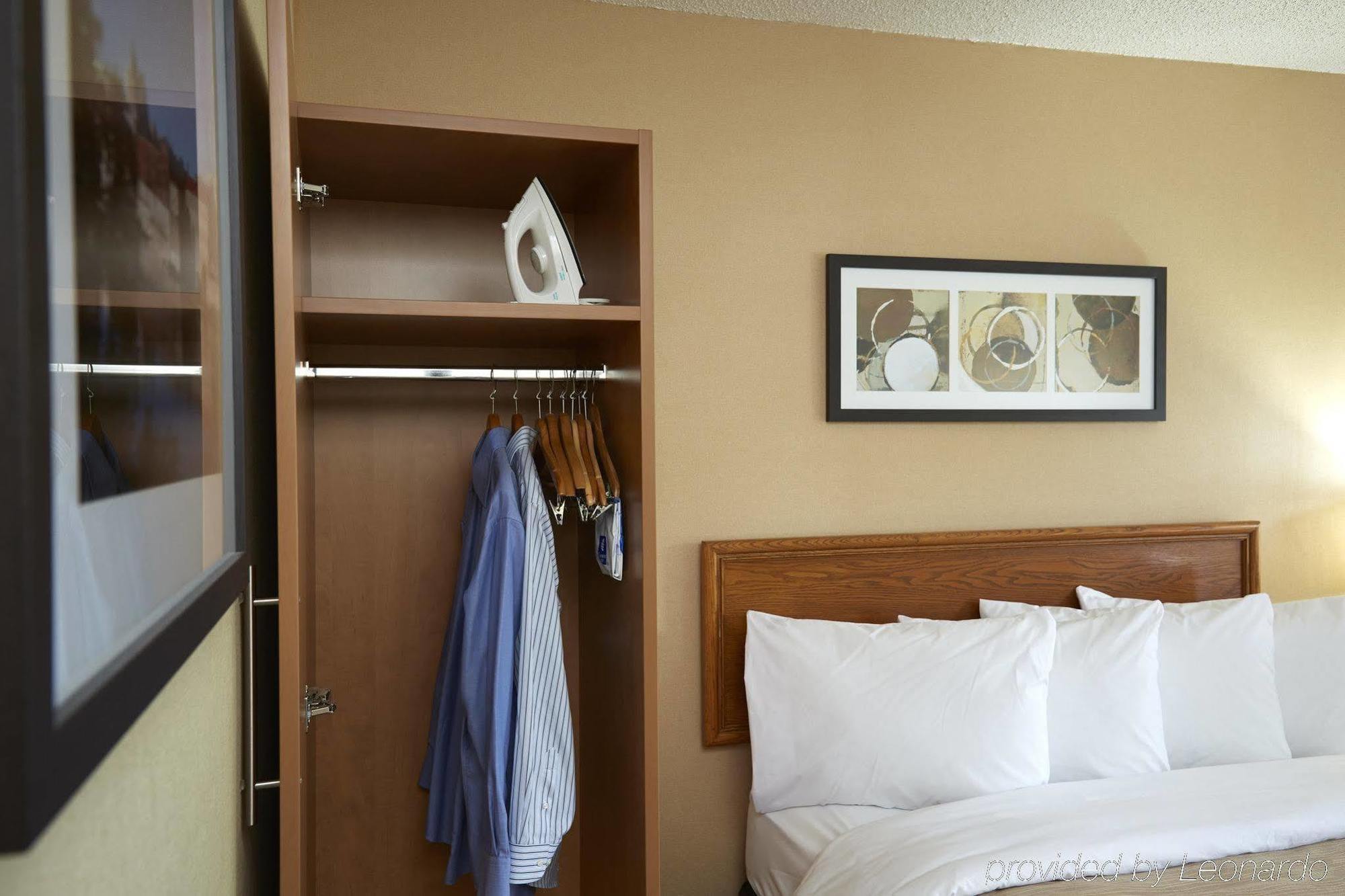 Comfort Inn Saskatoon Exterior photo