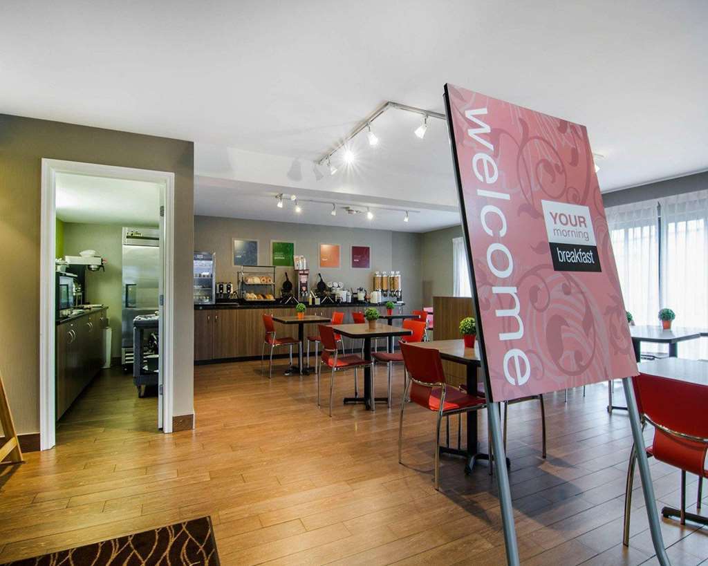 Comfort Inn Saskatoon Restaurant photo